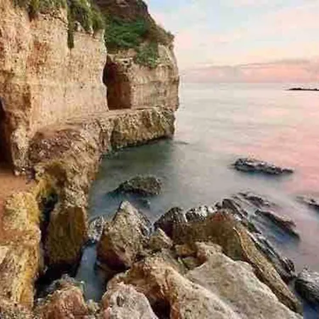 Charming And Cozy House * Nettuno