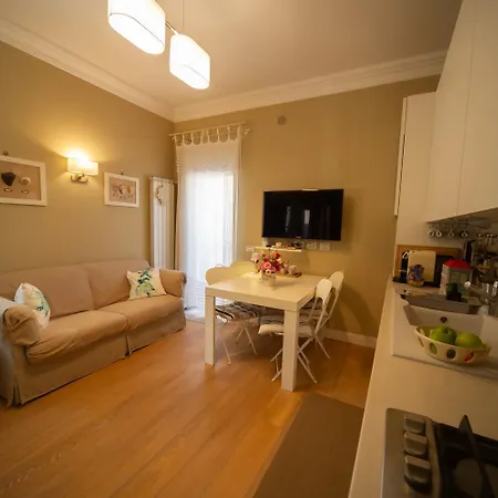 Charming And Cozy House Apartment