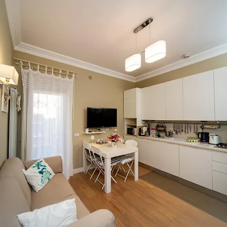 Charming And Cozy House Nettuno