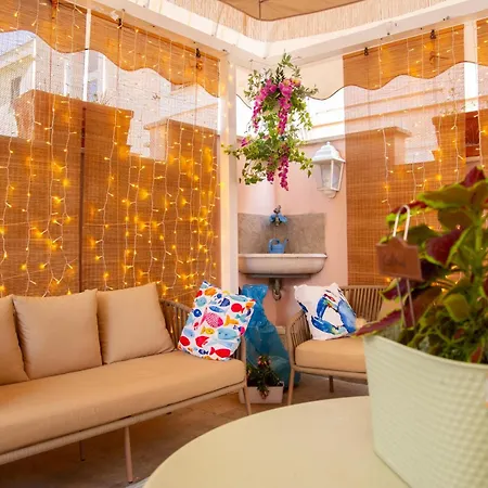 Charming And Cozy House